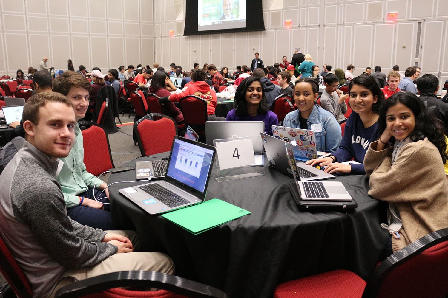 Image of students competing at the Info Challenge