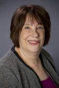 Elaine Kolker Horwitz headshot