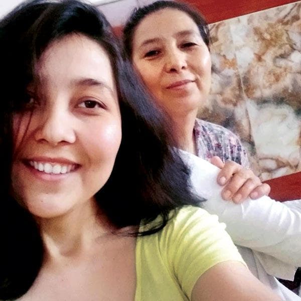 Fatema Hosseini snaps a selfie with her mother