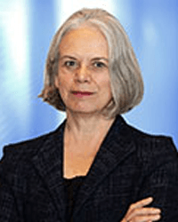 Leslie Shoemaker headshot