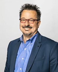 Mark Kearns headshot