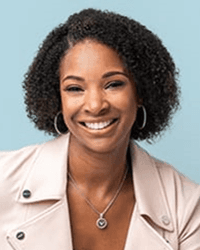 Vanessa Smith headshot