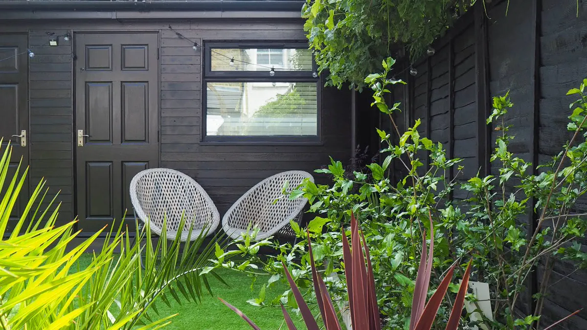 Garden shed idea 1