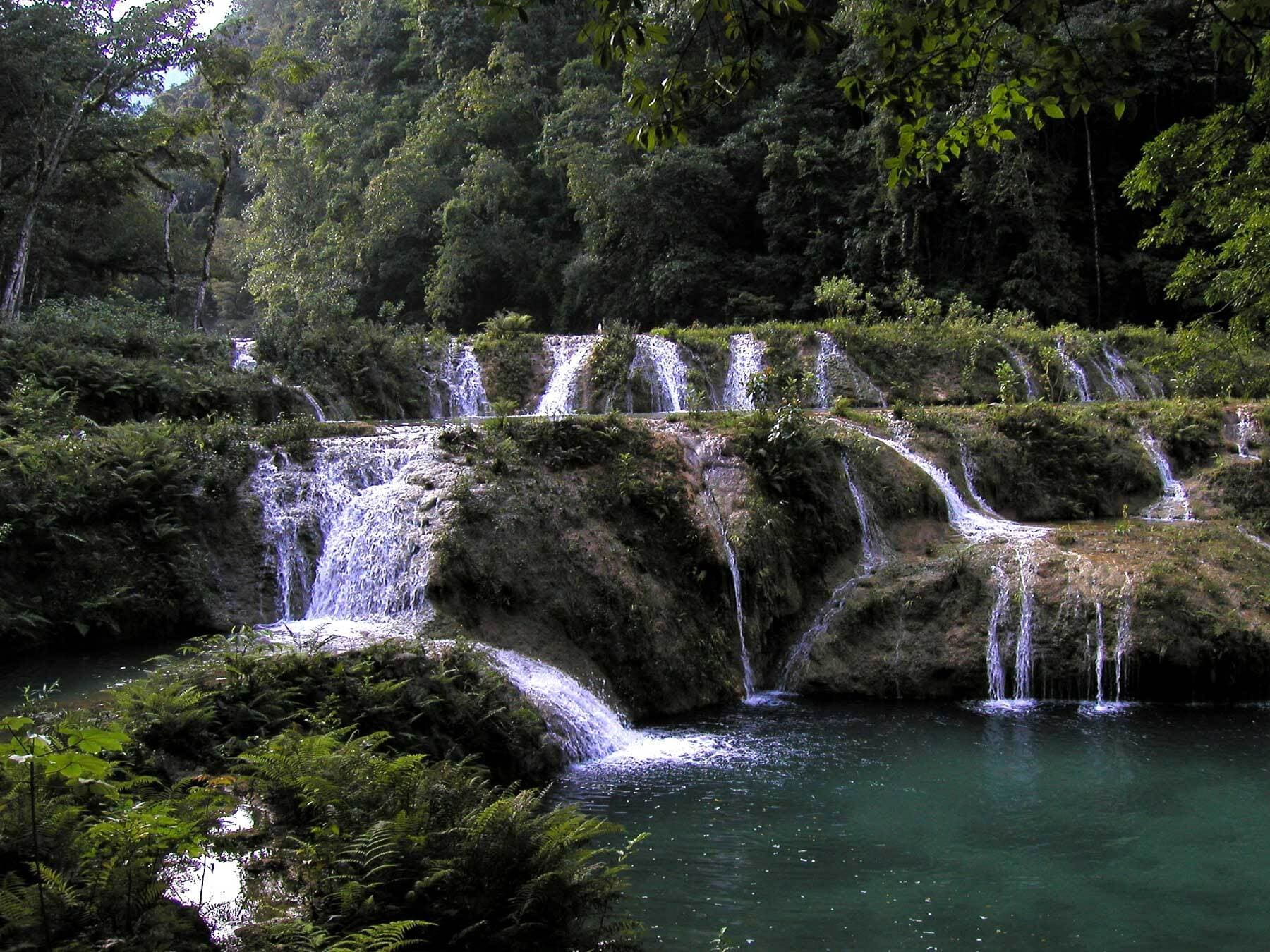 Coban Semuc Champey Waterfalls feature