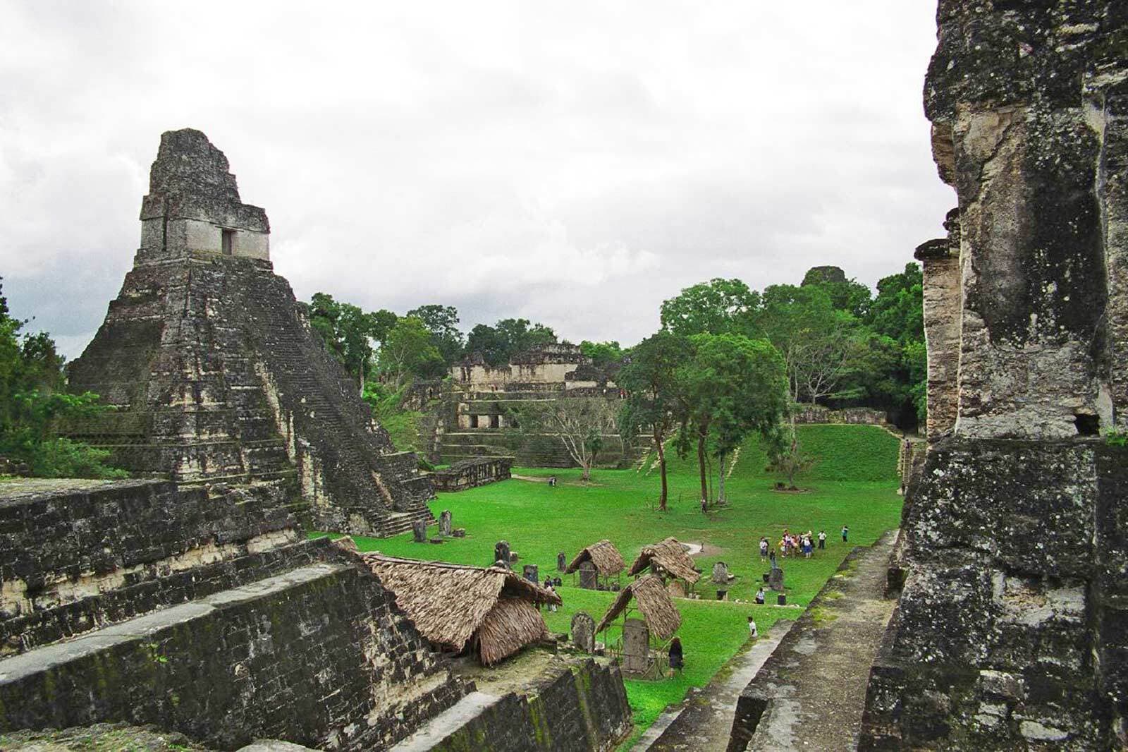 Tikal temple jaguar