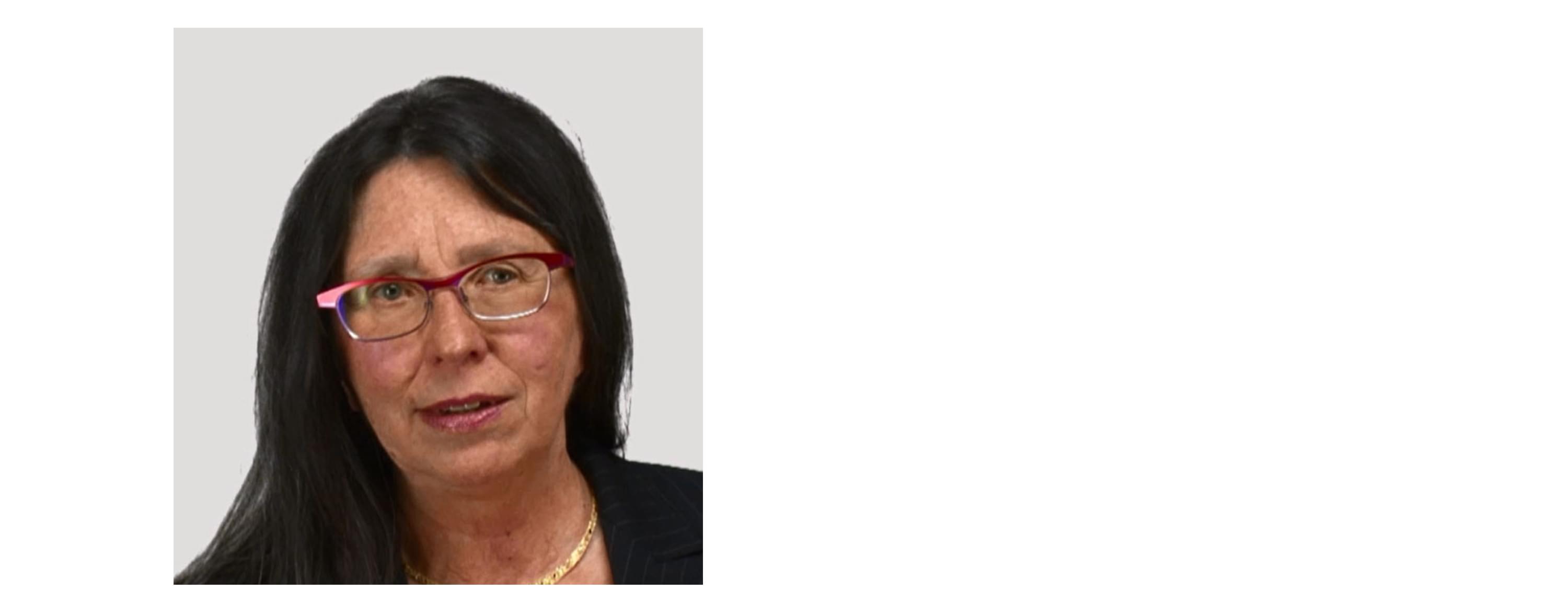 Image Francoise Soulie klein weiss eingerueckt schmal