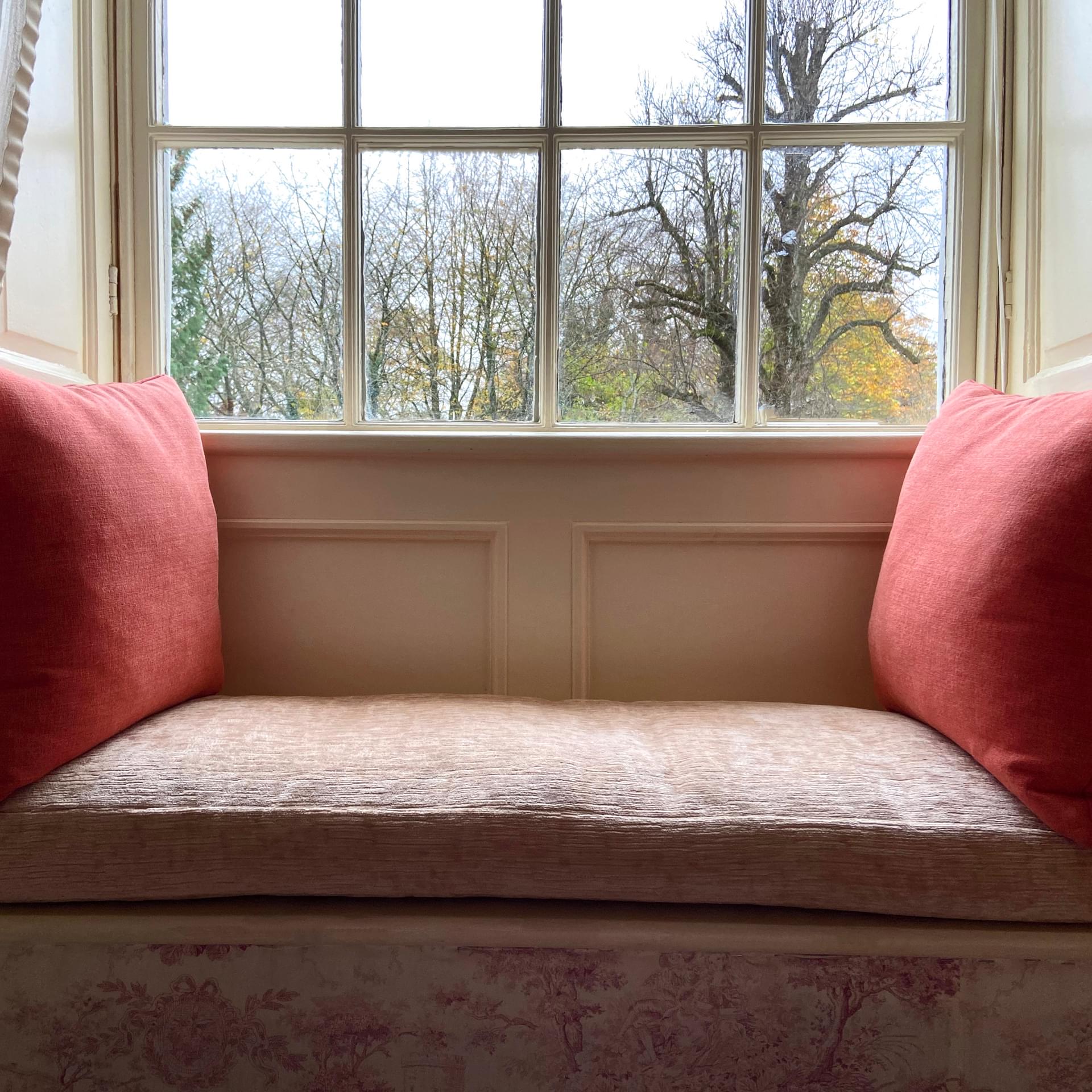 Window seat2
