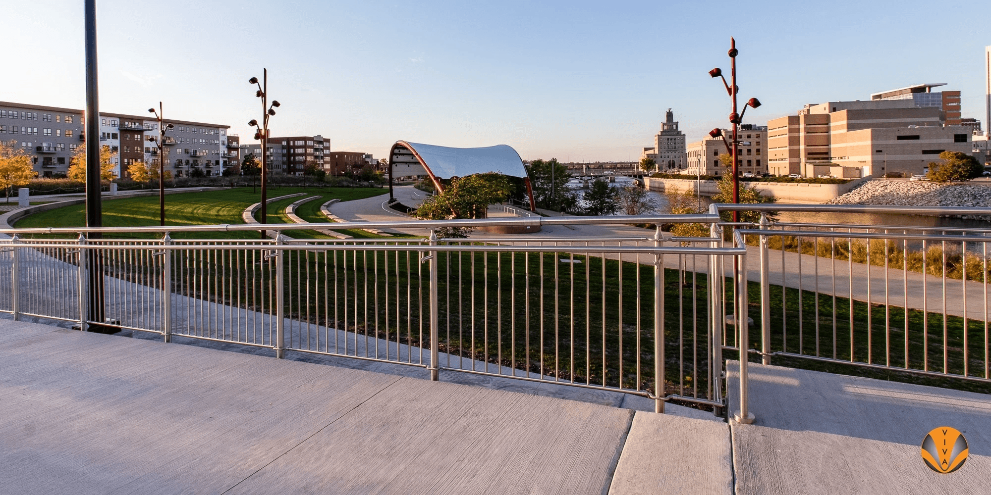 Theater Railing Theatre handrails: Here's Everything What You Need to… | VIVA Railings