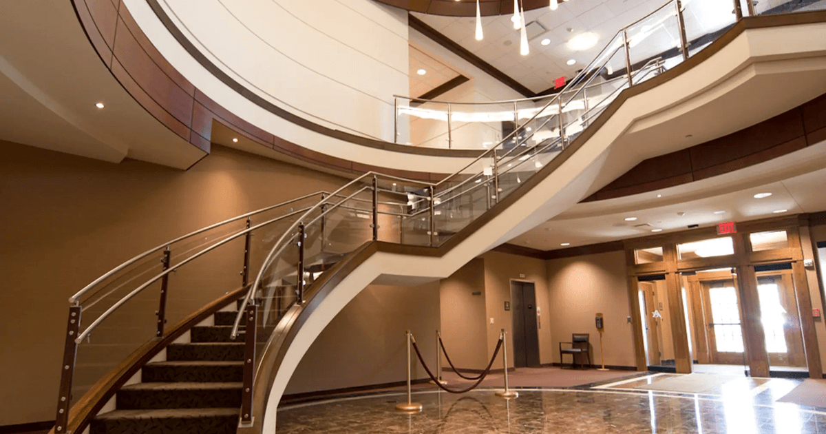 Luxury Hotel Lobby Design: 8 Boutique Hotel Lobby… | VIVA Railings