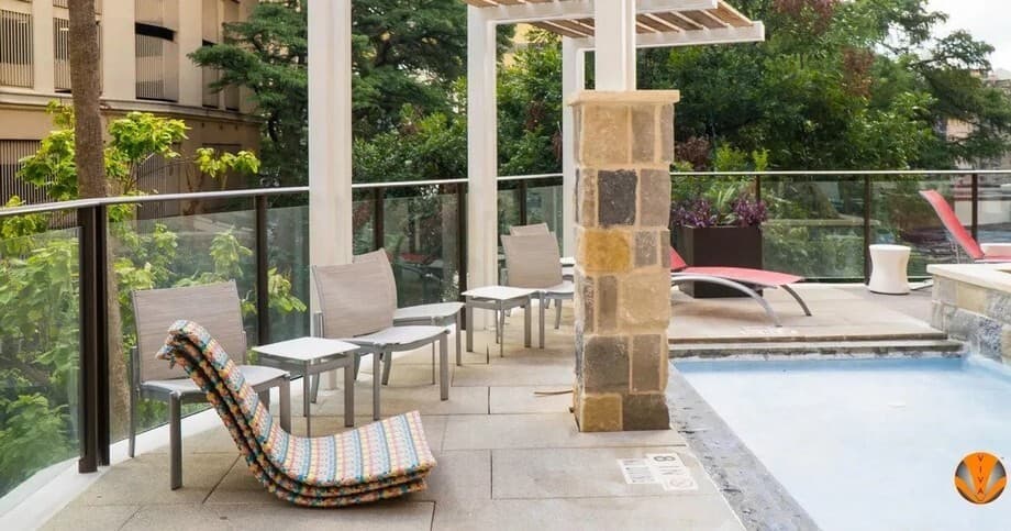 6 Amazing Swimming Pool Deck Railing Ideas | VIVA Railings