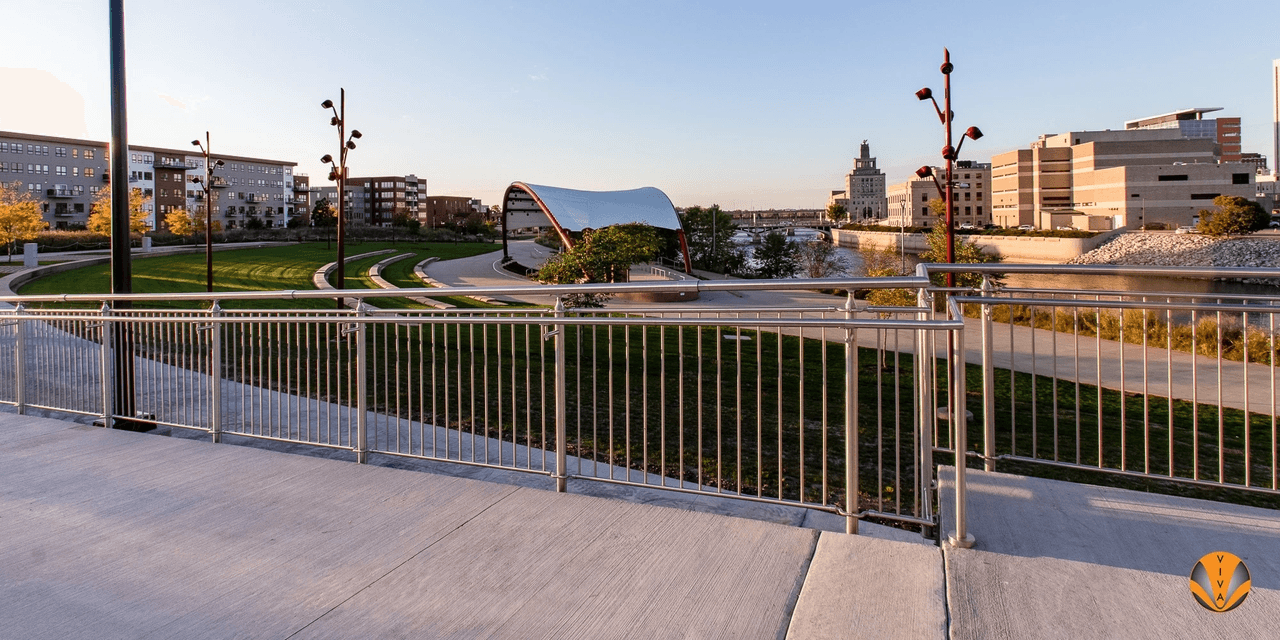 Theatre handrails: Here's Everything What You Need to… | VIVA Railings