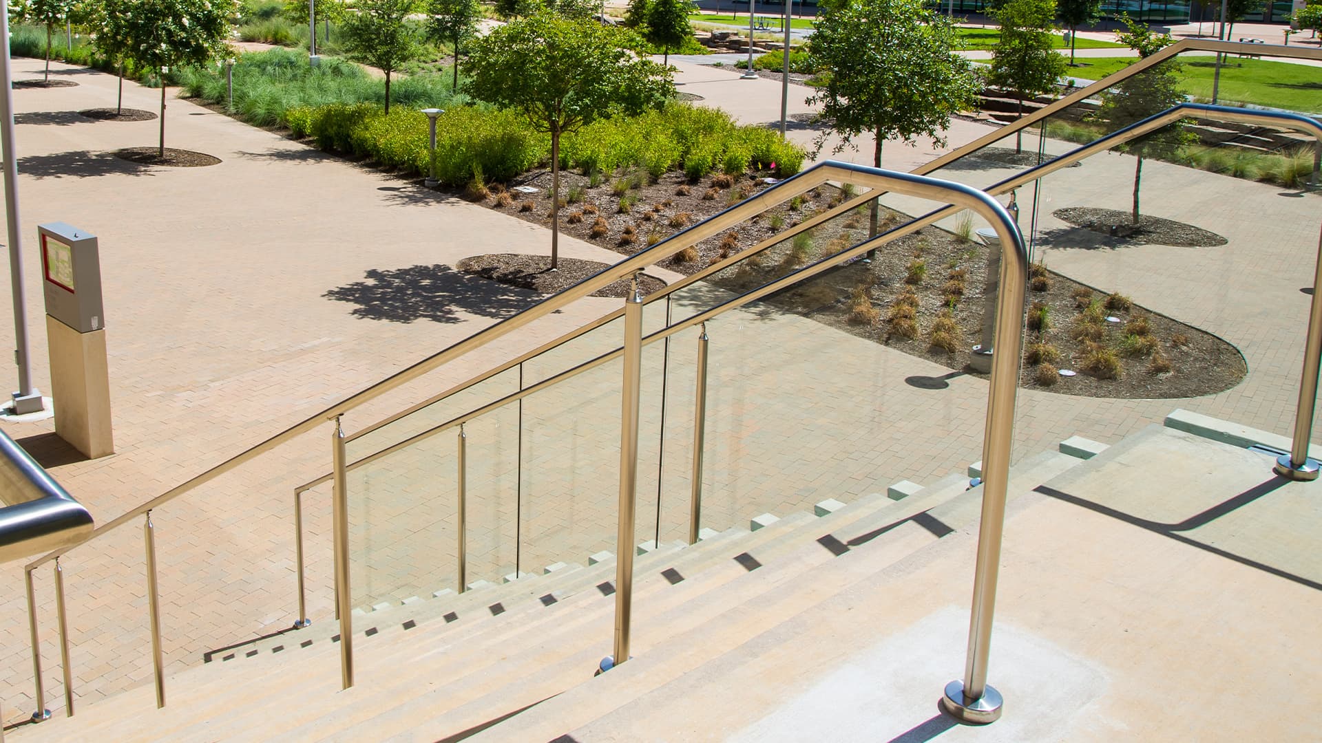 FSR™ Free Standing Railing System | Viva Railings | VIVA Railings