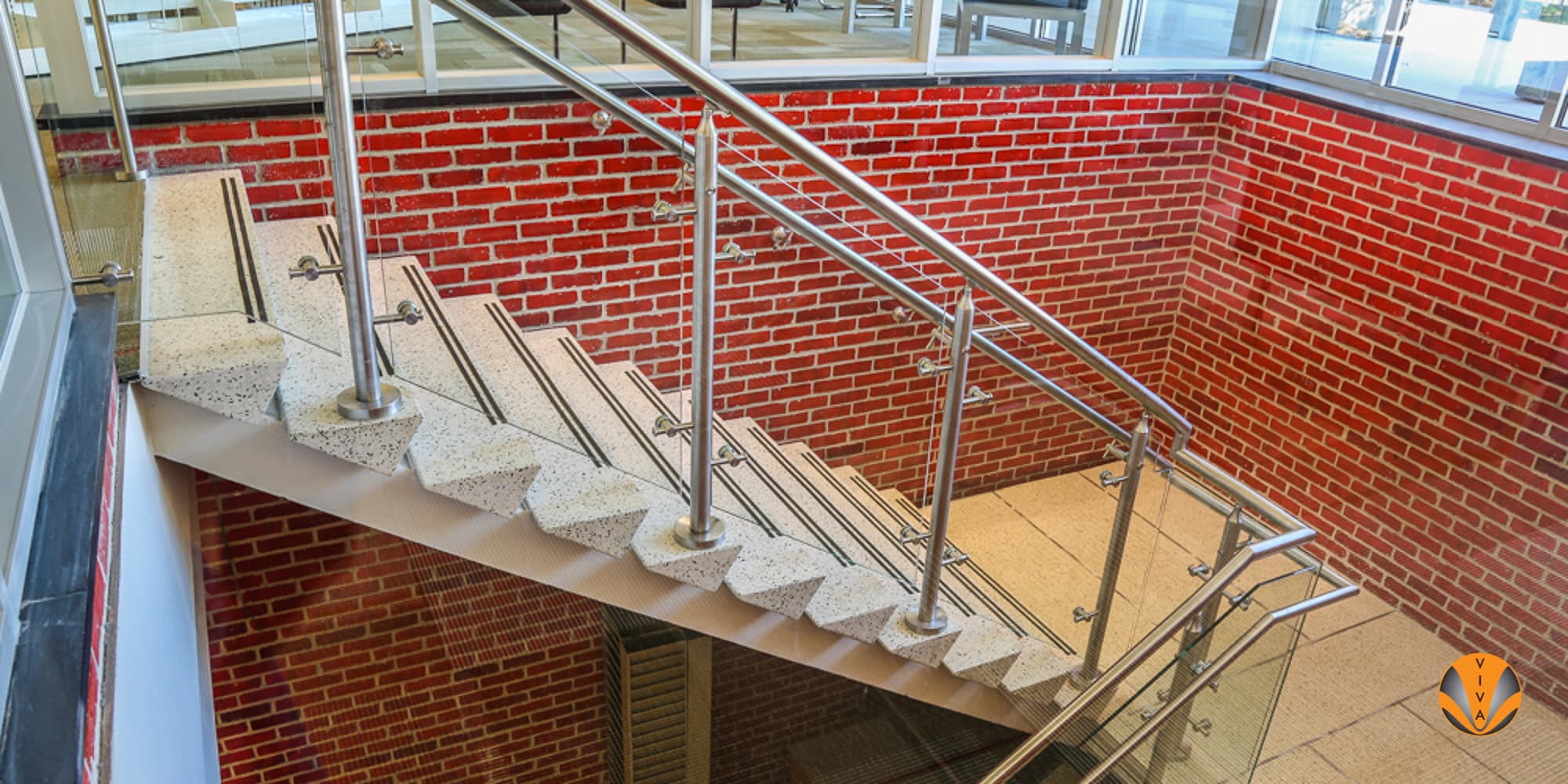 INTERIOR STAINLESS STEEL GLASS RAILING – CIRCA