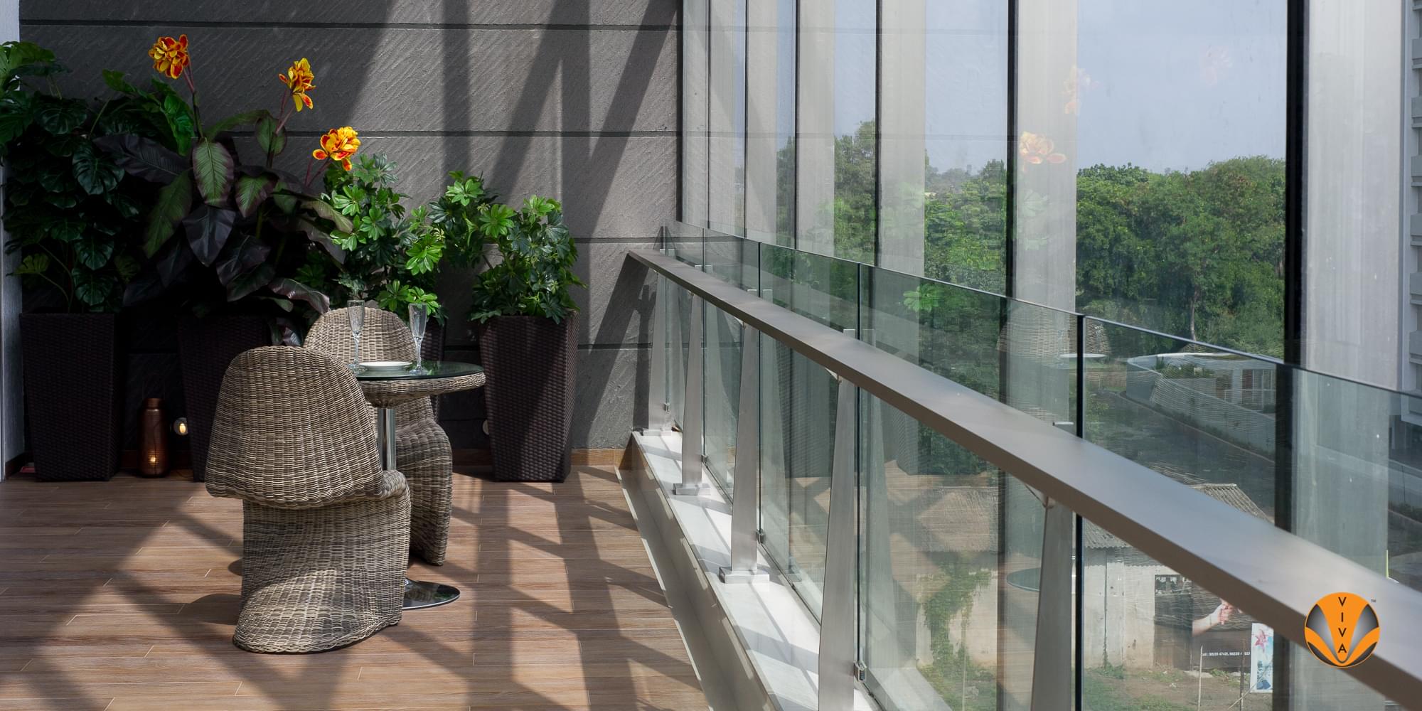 Solo Railing Terrace Railing - SOLO Glass Railing System | Nashik… | VIVA Railings