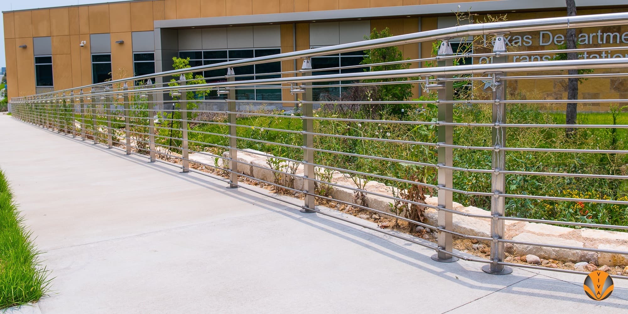 CUBE™ Multiline Railing System | VIVA Railings | VIVA Railings