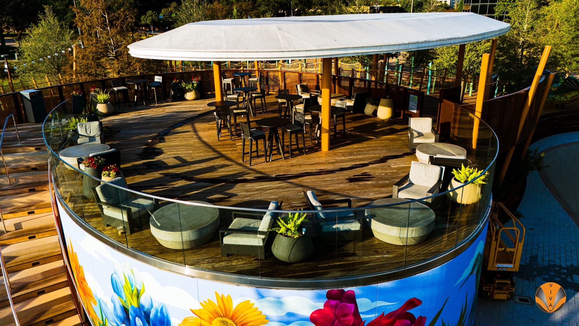 CURVED GLASS SHOE RAILING CAMDEN PARK 12 of 12