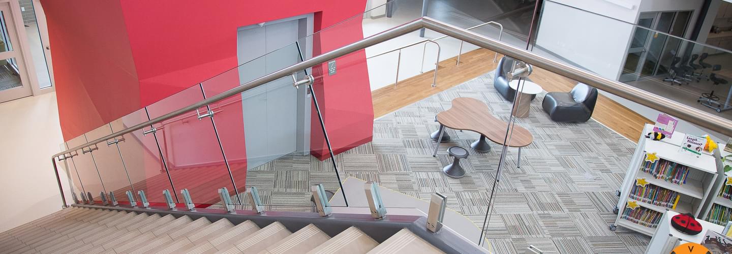 VIVA Railings | Frameless Glass Railing / Picket Railing | VISIO and…