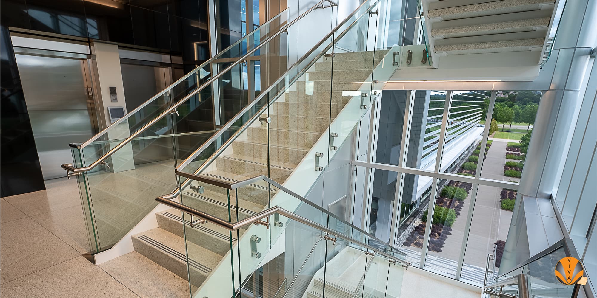 VIEW Button Structural Glass Balustrade Railing System
