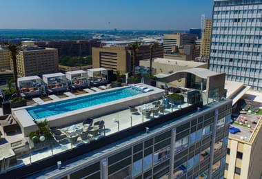 WINDWALL Glass Screen System