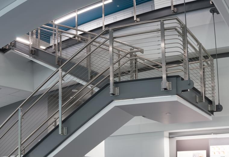 TEE™ Cable Metal Railing System | Viva Railings | VIVA Railings