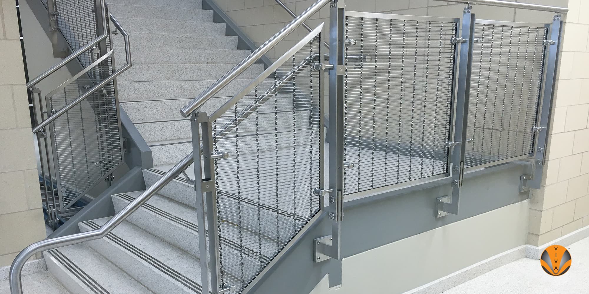 BLADE Wire Mesh Railing System