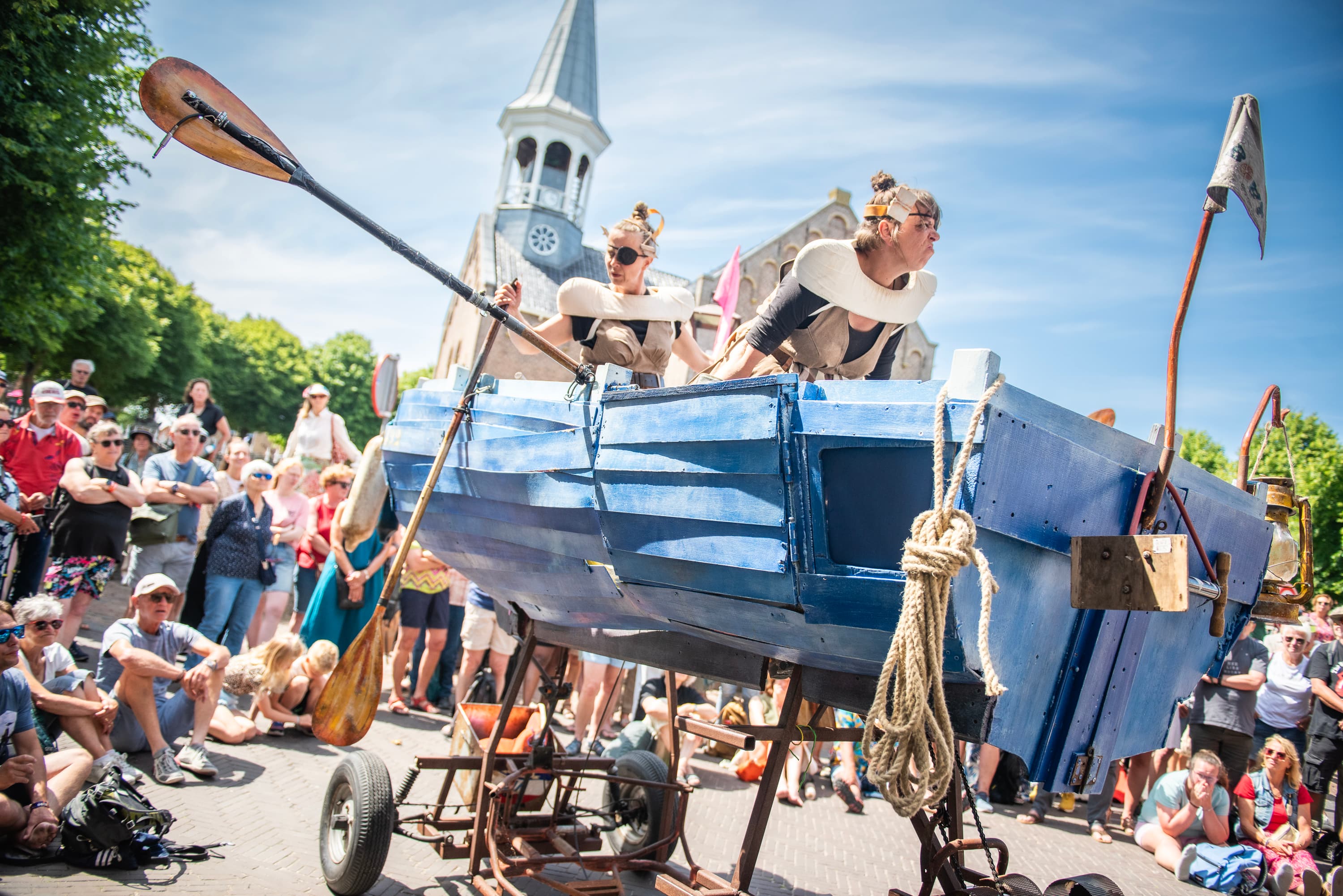 250618 OEROL 250618 Oerol Midsland Straattheater Compagnie Daad BOAT Berbe Rinders 018