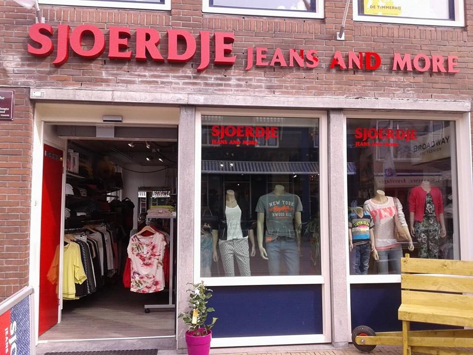 Sjoerdje Jeans and more 4 3