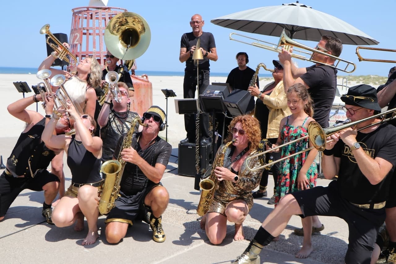 Resize 0296582 Oerol tismawajewend Band
