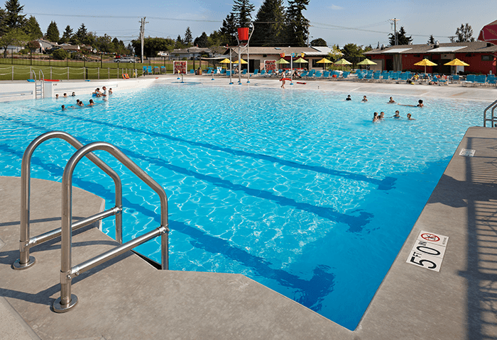 Kandle Park Pool Slider Detail 700x480 3