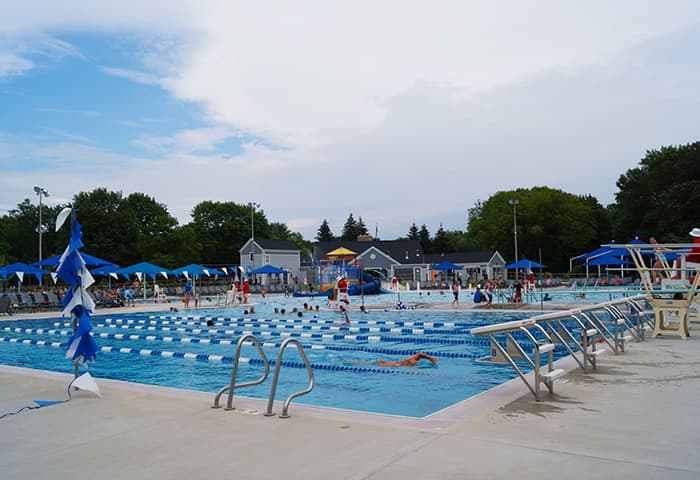 Tosa Pool at Hoyt Park NG Slider Detail 700x480