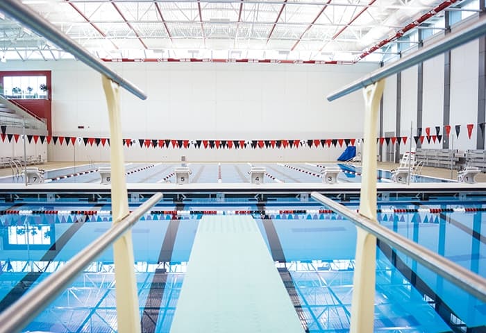 Linn Mar Aquatic Center Sliderdetail4 700X480