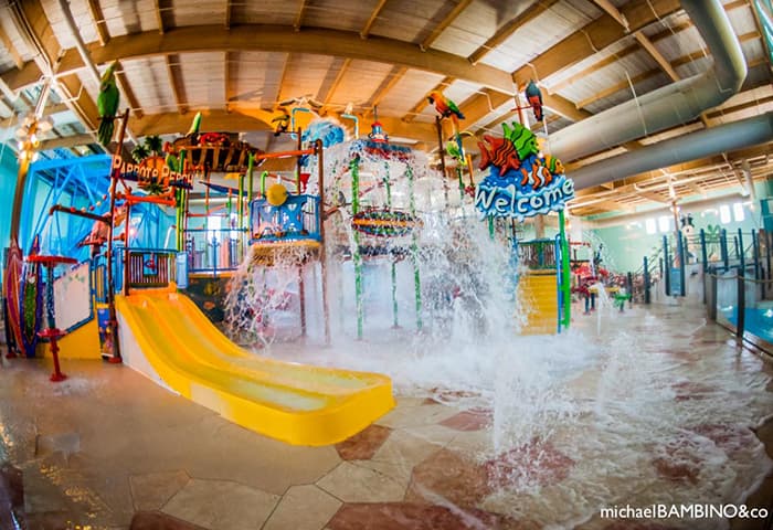 Co Co Key Water Resort Sharonville NG Slider Detail5 700x480