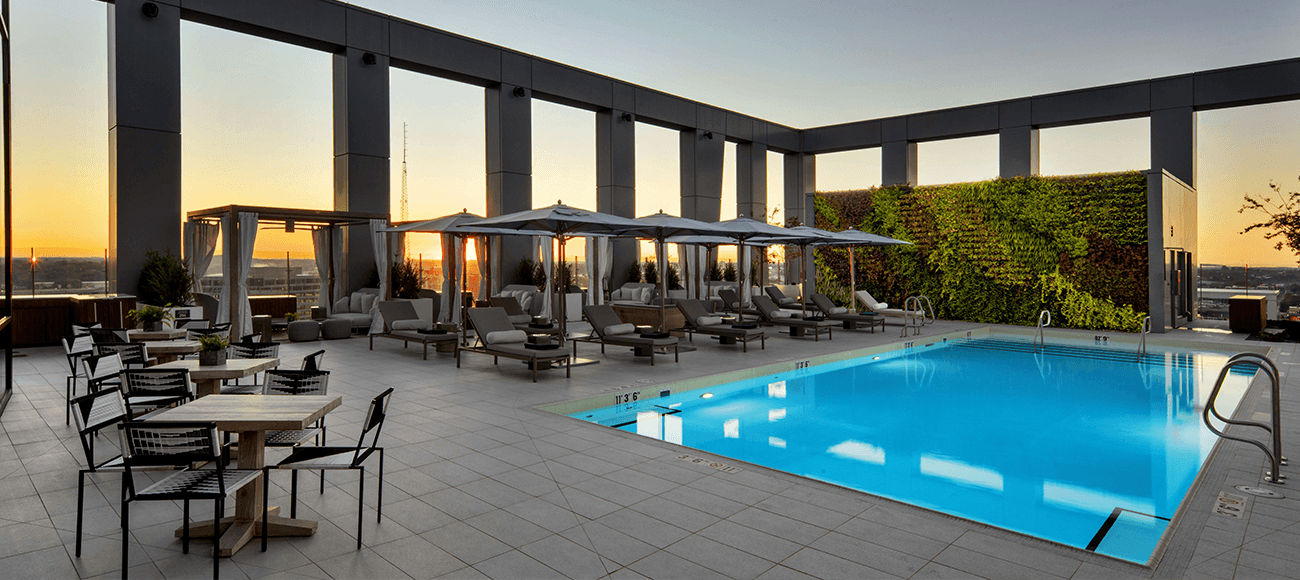 Rooftop Pool Experiences: Soaring Heights of Aquatic Luxury