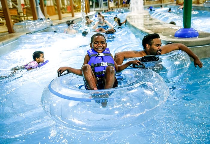 Zehnderssplashvillagehotelandwaterpark Sd5 700X480