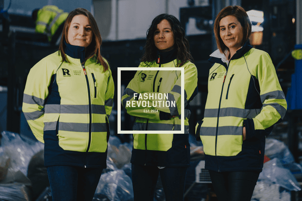 Picture of Recover's employee in our hub in Banyeres de Mariola, Spain for Fashion Revolution Week 2024