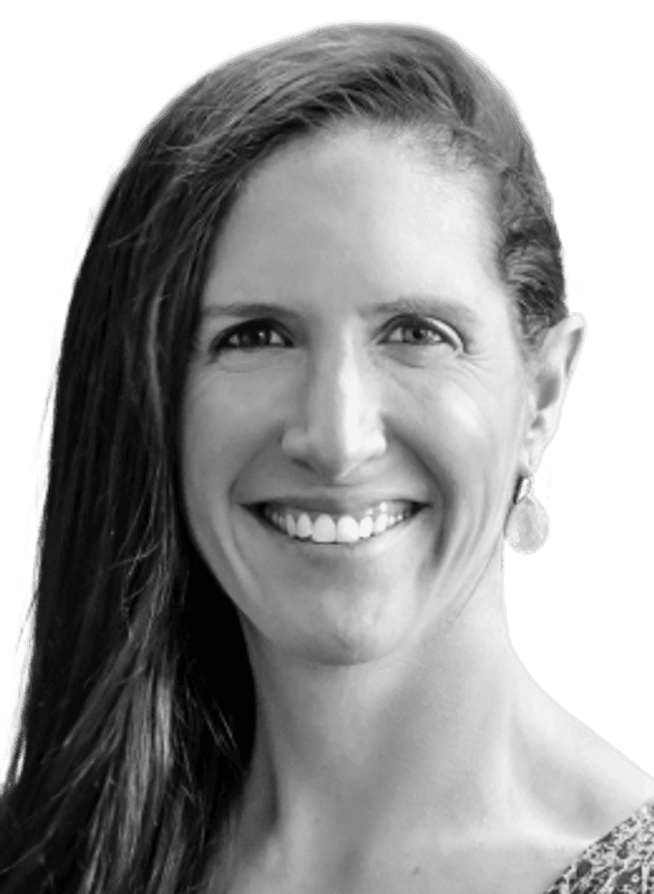 Katie Mitchell Headshot