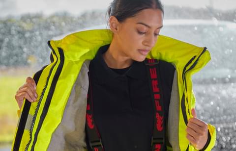 03 10 24 Thin Reel Firebear MCV 036