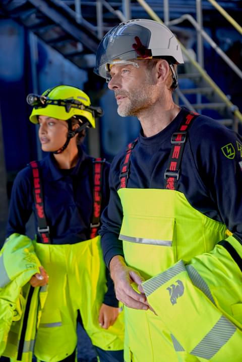 03 10 24 Thin Reel Firebear MCV 062