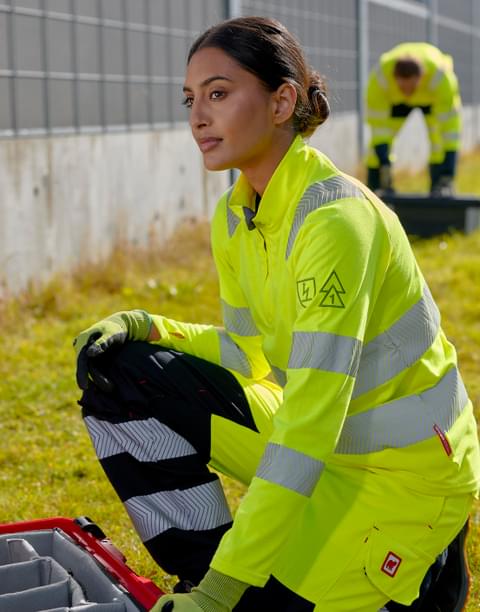 03 10 24 Thin Reel Firebear MCV 163 cut