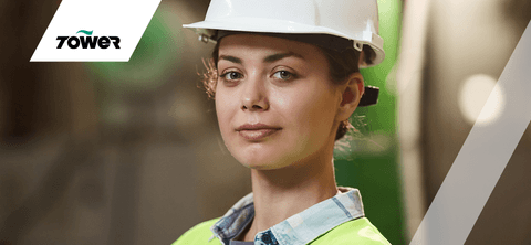 Female worker wearing PPE 3
