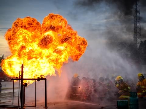 Cooking Gas Tank Explode The rise of Liquefied Natural Gas: What PPE do you need? | Tower